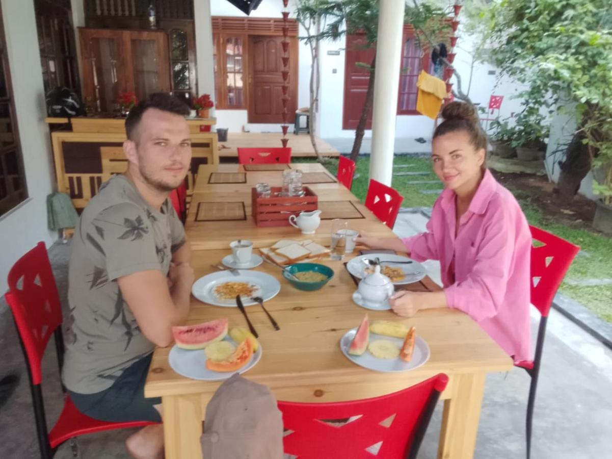 Rituale Guest House - Surf & Yoga Mirissa Zewnętrze zdjęcie