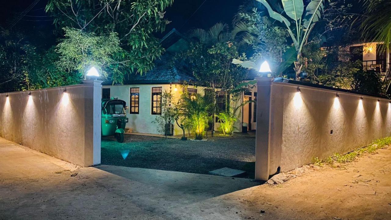 Rituale Guest House - Surf & Yoga Mirissa Zewnętrze zdjęcie