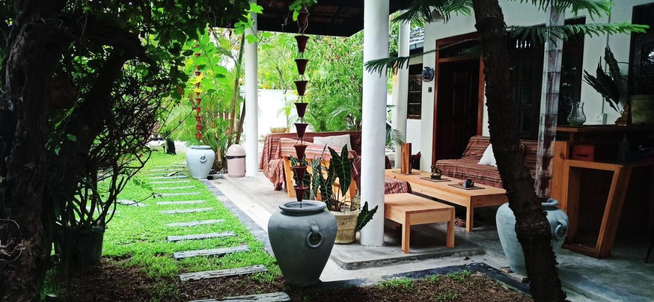 Rituale Guest House - Surf & Yoga Mirissa Zewnętrze zdjęcie